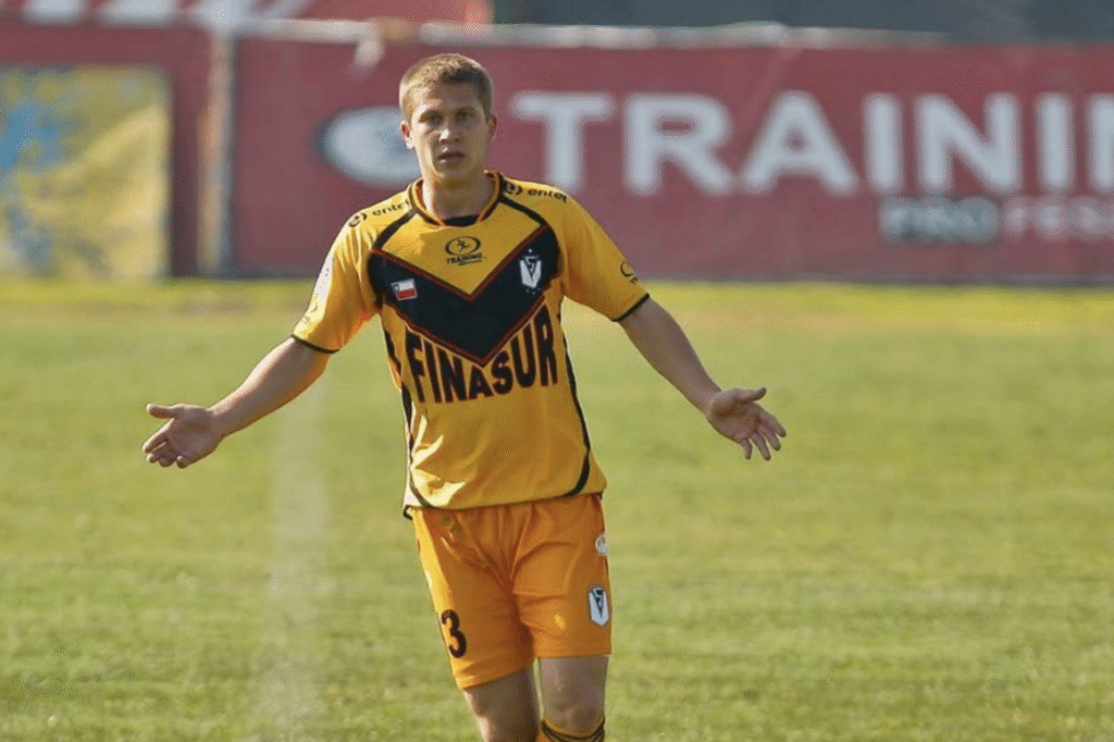 Maxim Molokoedov, futbolista ruso que estuvo preso en Chile por narcotráfico y jugó profesionalmente para Santiago Morning mientras cumplía condena.